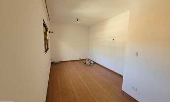 Imagem 7: Oportunidade! Casa Térrea próxima ao comercio e transporte