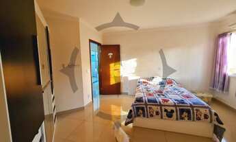 Imagem 2: Casa com terreno duplo no Condomínio Primavera em Piratininga