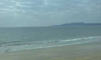 Imagem 4: Apartamento Frente Mar para Temporada na Meia Praia, Itapema - SC