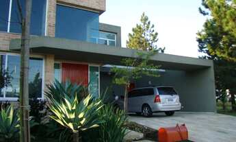 Imagem 2: Loft em condomínio para venda tem 300 metros quadrados com três quartos sendo duas suítes