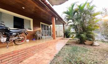 Imagem: Térrea para venda tem 194 metros quadrados