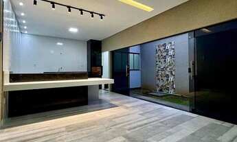Imagem 2: Casa para venda com 117 metros quadrados com 3 quartos em Jardim Balneário Meia Ponte - Go