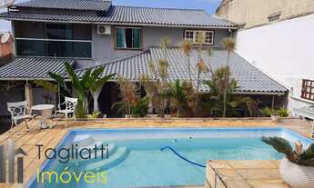 Imagem: Duas casas com piscina excelente espaço