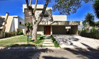 Imagem 2: Casa de condomínio para venda tem 390m com 5 suites no Alpha 02