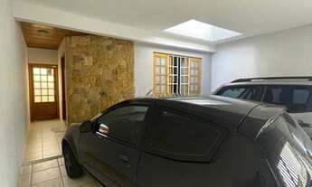 Imagem 2: Sobrado para venda com 172 metros quadrados com 3 quartos