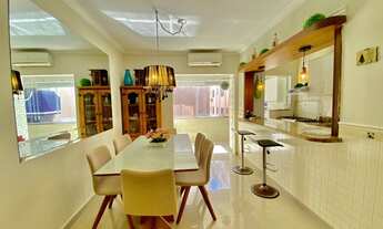 Imagem 3: Apartamento de 2 dormitórios, finamente mobiliado na Beira-Mar!