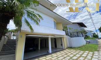 Imagem 2: Casa à Venda no bairro Coqueiros em Florianópolis/SC - 3 Dormitórios, 1 Suíte, 2 Banheiros