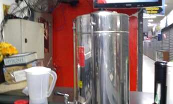 Imagem 6: Passa o ponto de lanchonete dentro da galeria na rua Santa Efigênia