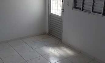 Imagem 6: Prédio inteiro - 4 boas casas de 2 dorm. - 1 sala comercial - todos alugados - Vila Prude