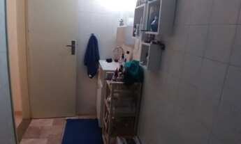 Imagem 7: APARTAMENTO CENTRO DE VISTA ALEGRE COM VARANDÃO, VAGA E DOIS QUARTOS