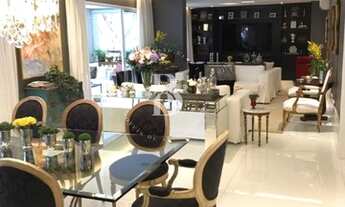 Imagem 4: Apartamento primoroso, com acabamentos refinados, localizado em Moema