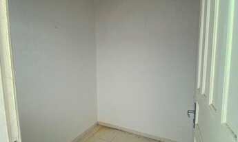 Imagem 2: Casa para aluguel com 120 m2 com 2 quartos e um escritório ao fundo