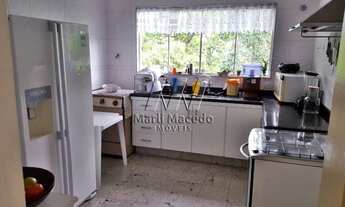 Imagem 7: Casa para venda possui 350 metros quadrados com 5 quartos em Arujá Country Club - Arujá