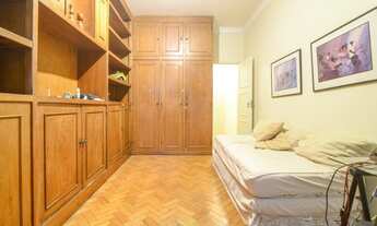 Imagem 4: Apartamento clássico na Rua Rainha Elizabeth, esquina com Conselheiro Lafaiete