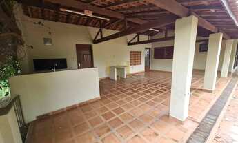 Imagem 4: Casa em condomínio com 615m² de área total