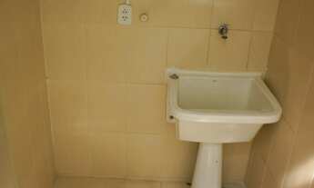 Imagem 5: Oportunidade em rua bucólica e sem saída! Prédio familiar, 3 qtos!