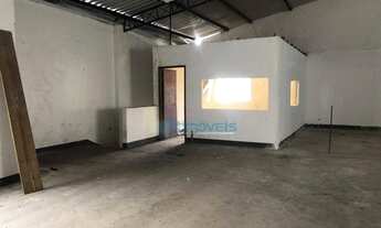 Imagem 6: Barracão para alugar, 660 m² por R$ 8.000,00/mês - Hauer - Curitiba/PR