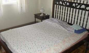 Imagem 4: APTO AMPLO , A 100 mts da PRAIA , armarios embutidos no qtos em jacaranda