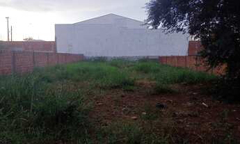 Imagem: TERRENO para venda possui 300 metros quadrados