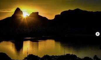 Imagem 4: Portaria 24h. Apartamento com 2 vagas de garagem, 2 quartos (1 suíte) à venda, 111 m², Lag