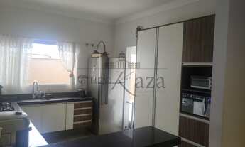 Imagem 4: Casa de Condomínio - Vila Paraíso - Caçapava - Residencial Terras do Vale - 3 Dormitórios