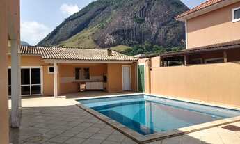 Imagem 7: Casa de condomínio para venda tem 220 metros quadrados com 4 quartos