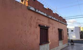 Imagem 2: Casa ampla (ponto comercial) de esquina em ótima localização (Centro) Pelotas