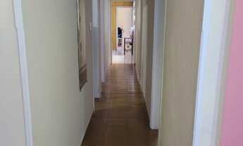 Imagem 7: Casa para venda tem 243 metros quadrados com 3 quartos em Embaré - Santos - SP