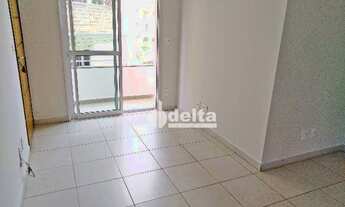 Imagem 3: Apartamento com 2 dormitórios para alugar, 70 m² por R$ 1.100/mês - Santa Mônica - Uberlân