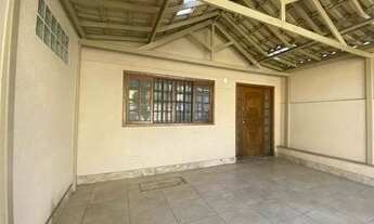 Imagem 2: Casa para venda com 154 metros quadrados com 3 quartos em Jardim Vila Carrão - São Paulo