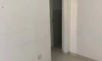 Imagem 2: Apartamento para venda possui 60 metros quadrados com 2 quartos em Estácio - Rio de Janeir