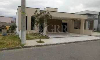 Imagem 2: Linda casa térrea, bem localizada dentro do Condomínio Tecoara