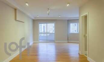 Imagem 2: Apartamento com 148m² de área útil, sala ampla, lavabo, 3 dormitórios sendo 1 suíte, 2 vag