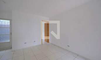 Imagem 2: Casa para Aluguel - Campo de Santana, 2 Quartos, 41 m2