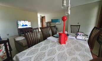 Imagem 2: Casa de condomínio sobrado para aluguel e venda possui 380 metros quadrados com 4 quartos