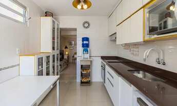 Imagem 7: Casa para venda possui 210 metros quadrados com 3 quartos em Campo Belo - São Paulo - SP