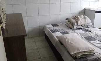 Imagem 4: Quarto com banheiro