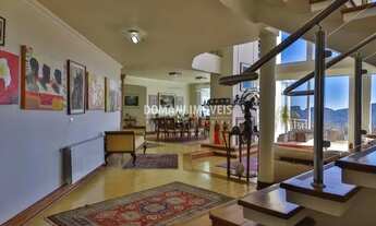 Imagem 4: Charmosa Pousada à Venda na Região do Alto da Boa Vista - Campos do Jordão/SP