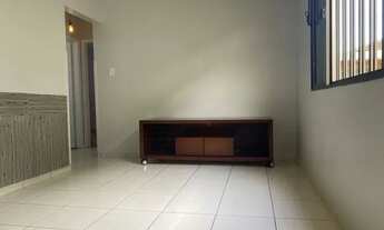 Imagem 3: Apartamento em Santos, no Campo Grande; 02 dormitórios; reformado; 1º andar; vaga demarcad