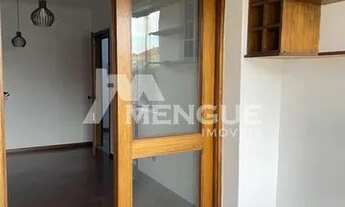 Imagem 7: Aluga- se Apartamento 2 dormitórios e 1 vaga no bairro São Sebastião em Porto Alegre co