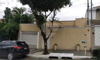 Imagem 3: Casa Térrea no Bairro Jardim São Paulo - Piscina e Churrasqueira