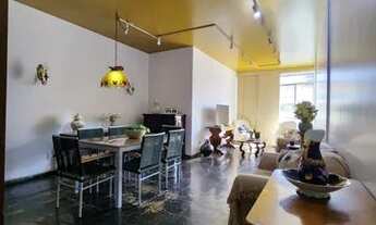 Imagem 2: Apartamento para venda possui 120 metros quadrados com 3 quartos em Copacabana - Rio de Ja