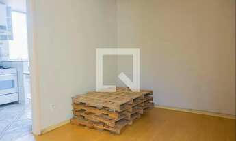 Imagem 3: Apartamento à Venda - Cabral, 2 Quartos, 45 m2