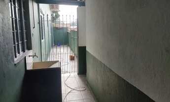 Imagem 4: Casa para aluguel possui 100 metros quadrados com 3 quartos Vila Tatetuba