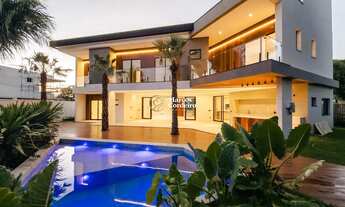 Imagem 6: Casa para venda possui 350 metros quadrados com 5 quartos no Vert - Eusébio - CE