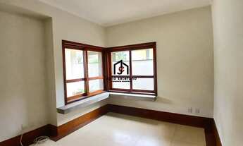 Imagem 5: Sobrado com 4 suítes no Condomínio Colonial Village em Pindamonhangaba