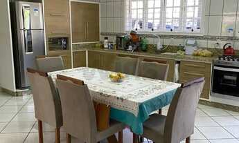 Imagem 3: Casa no rio maina