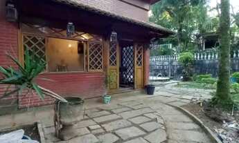 Imagem 2: Bonita casa Petrópolis Quarteirão Ingelheim terreno plano