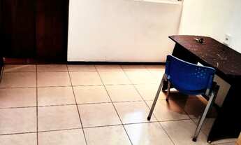 Imagem 3: Quarto individual no centro de Florianópolis