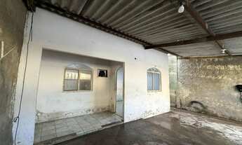 Imagem 4: Casa para Venda em Itaguaí, Vila Ibirapitanga, 2 dormitórios, 1 banheiro, 2 vagas